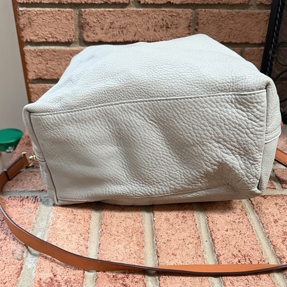 GAP Gray and Brown Leather Shoulder Bag - Picture 2 of 7